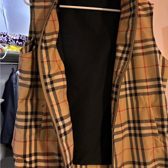 Burberry Black Vest with Plaid Collar - Picture 3 of 4